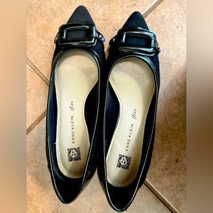 Women’s pumps